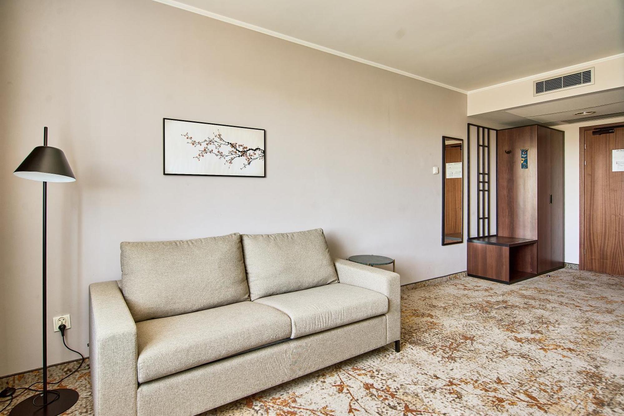 Metropolo By Golden Tulip Krakow — Photos 2